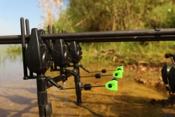 Fox Black Label Black Mini Swinger