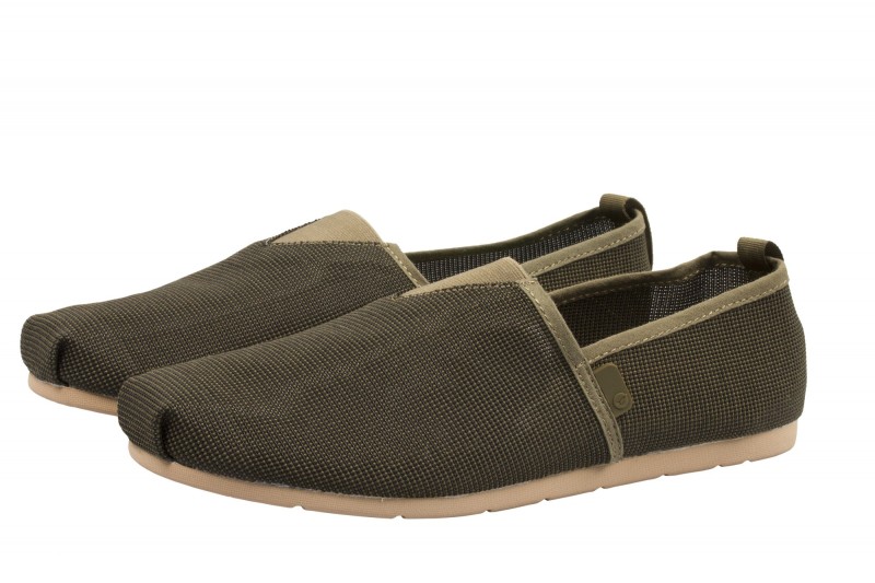Kore Slip Ons Kamo/ Black Size 6 - 40II