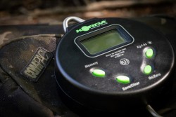 Compac Digital Scales Pouch Dark Kamo