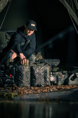 Trakker NXC Camo Pro Carryall XL