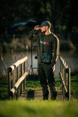 Trakker NXC Camo Essentials Bag