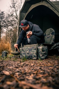 Trakker NXC Camo Chilla Session Food Bag