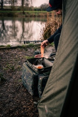 Trakker NXC Camo Chilla Session Food Bag