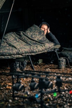 Trakker RLX 6 Camo Bed System