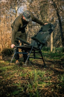 Trakker Levelite Longback Recliner Camo