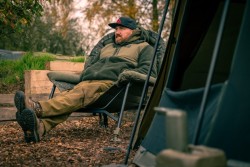 Trakker Levelite Camo Colossus Chair